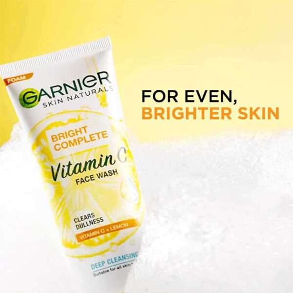 Garnier Bright Complete Vitamin C Facewash - Image 3